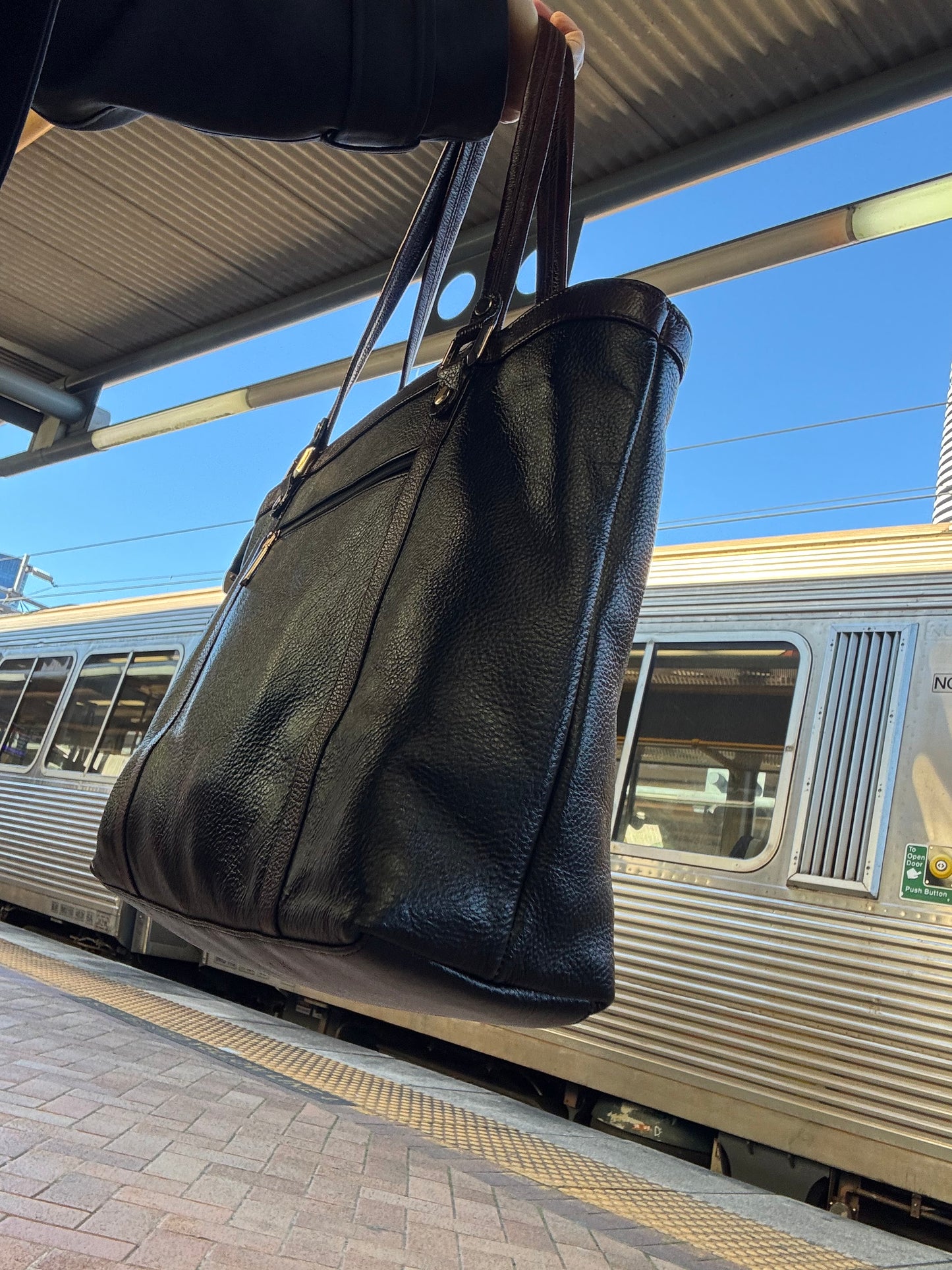 TrendyE Diviso-Ladies Bags D1