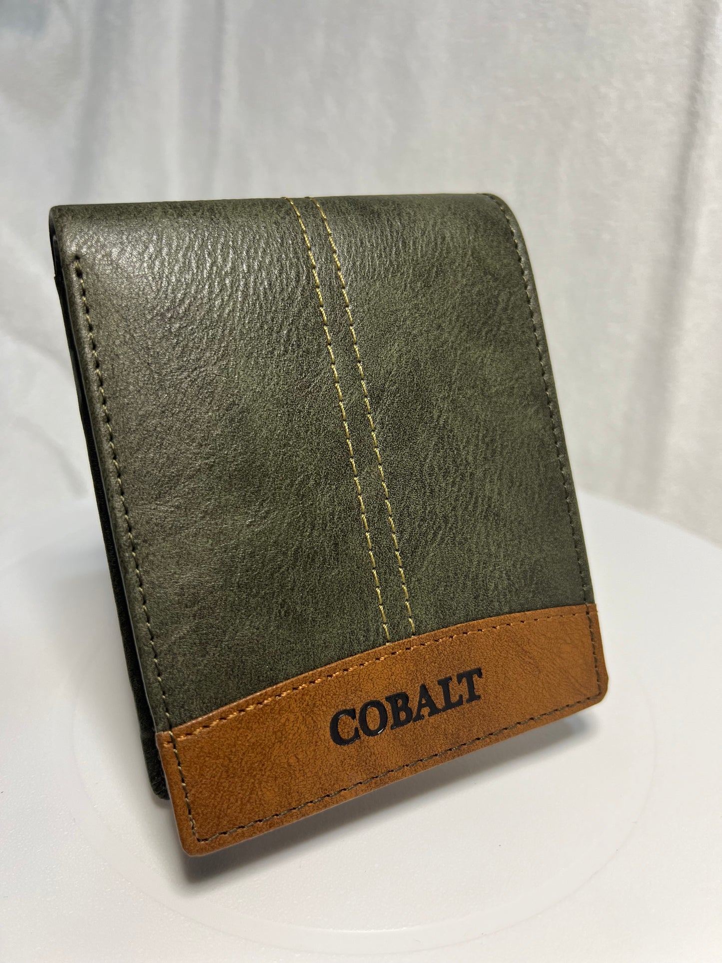 Cobalt's Stylish Vegan Wallets